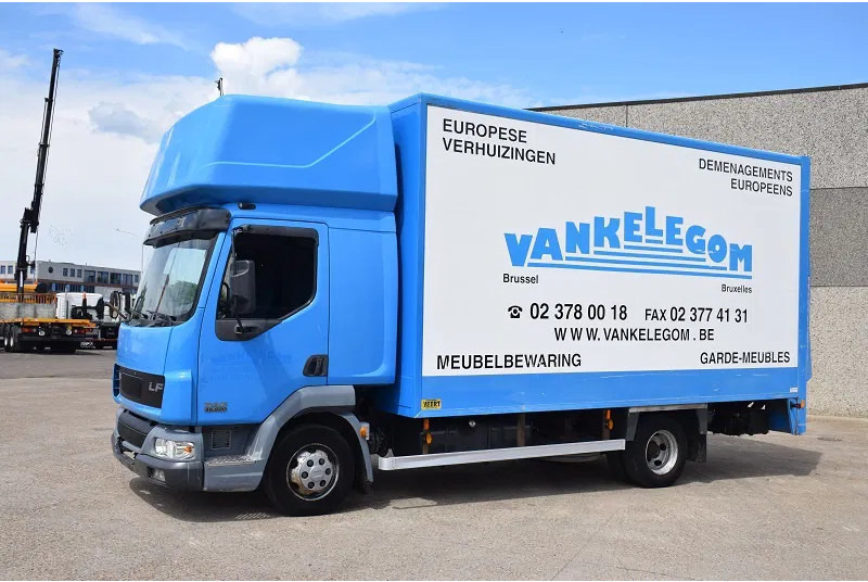 DAF LF 220 LF45 220 - Kapalı kasa kamyon: fotoğraf 2 DAF LF 220 LF45 220 - Kapalı kasa kamyon: fotoğraf 2