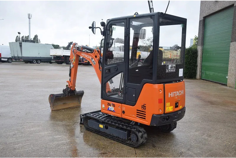 Hitachi ZX19.6 CR - Mini ekskavatör: fotoğraf 3 Hitachi ZX19.6 CR - Mini ekskavatör: fotoğraf 3