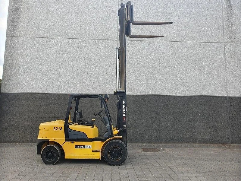 Hyundai 45DS.7E 7 ton 45DS.7E - Forklift: fotoğraf 2 Hyundai 45DS.7E 7 ton 45DS.7E - Forklift: fotoğraf 2