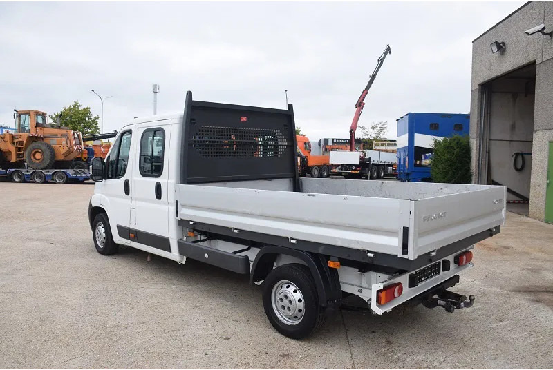 Peugeot Boxer 2.2 L -130 pk - - Açık kasa kamyonet, Çift kabin kamyonet: fotoğraf 4 Peugeot Boxer 2.2 L -130 pk - - Açık kasa kamyonet, Çift kabin kamyonet: fotoğraf 4