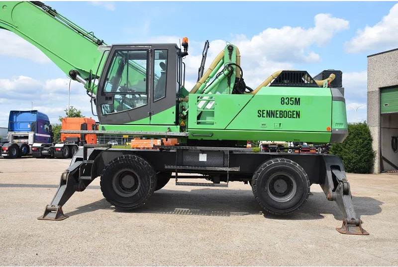 Sennebogen 835M - Tekerlekli ekskavatör: fotoğraf 2 Sennebogen 835M - Tekerlekli ekskavatör: fotoğraf 2