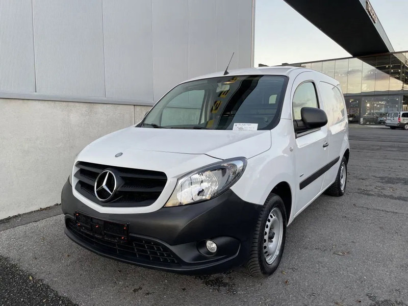 Mercedes-Benz Citan 109 CDI *Navigatie*Airco*Buitenspiegels verwarmd&elektr. verstelbaar - Küçük panelvan: fotoğraf 1 Mercedes-Benz Citan 109 CDI *Navigatie*Airco*Buitenspiegels verwarmd&elektr. verstelbaar - Küçük panelvan: fotoğraf 1
