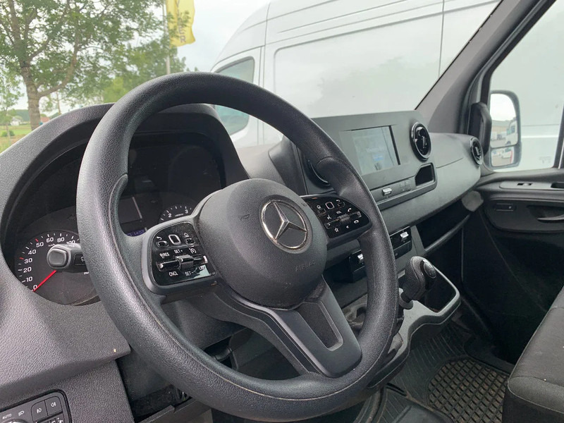Mercedes-Benz Sprinter 317 CDI*L2H2*360°CAMERA*TEMPOMAT*NAVIGATIE*STOELVERWARMING* - Panelvan: fotoğraf 4 Mercedes-Benz Sprinter 317 CDI*L2H2*360°CAMERA*TEMPOMAT*NAVIGATIE*STOELVERWARMING* - Panelvan: fotoğraf 4