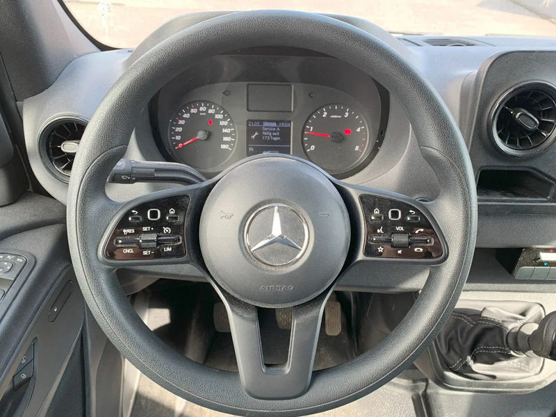 Mercedes-Benz Sprinter 317 CDI*NEW XARIOS 350*L2H2*360°CAMERA*TEMPOMAT*NAVIGATIE* - Frigorifik kamyonet: fotoğraf 5 Mercedes-Benz Sprinter 317 CDI*NEW XARIOS 350*L2H2*360°CAMERA*TEMPOMAT*NAVIGATIE* - Frigorifik kamyonet: fotoğraf 5