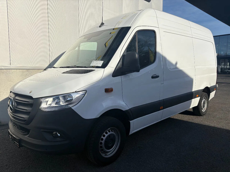 Mercedes-Benz Sprinter 317 L2H2*360°Camera*Airco*Navigatie*Zetelverwarming - Panelvan: fotoğraf 1 Mercedes-Benz Sprinter 317 L2H2*360°Camera*Airco*Navigatie*Zetelverwarming - Panelvan: fotoğraf 1
