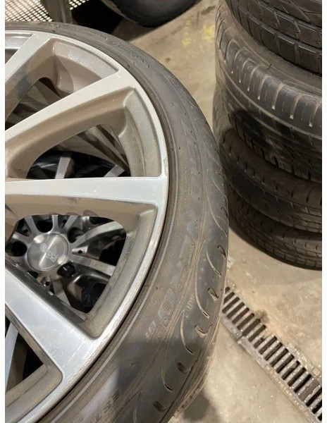 Pirelli *Brock velgen met Pirelli banden *235/35 ZR19 - Lastikler ve jantlar - Binek araba: fotoğraf 3 Pirelli *Brock velgen met Pirelli banden *235/35 ZR19 - Lastikler ve jantlar - Binek araba: fotoğraf 3