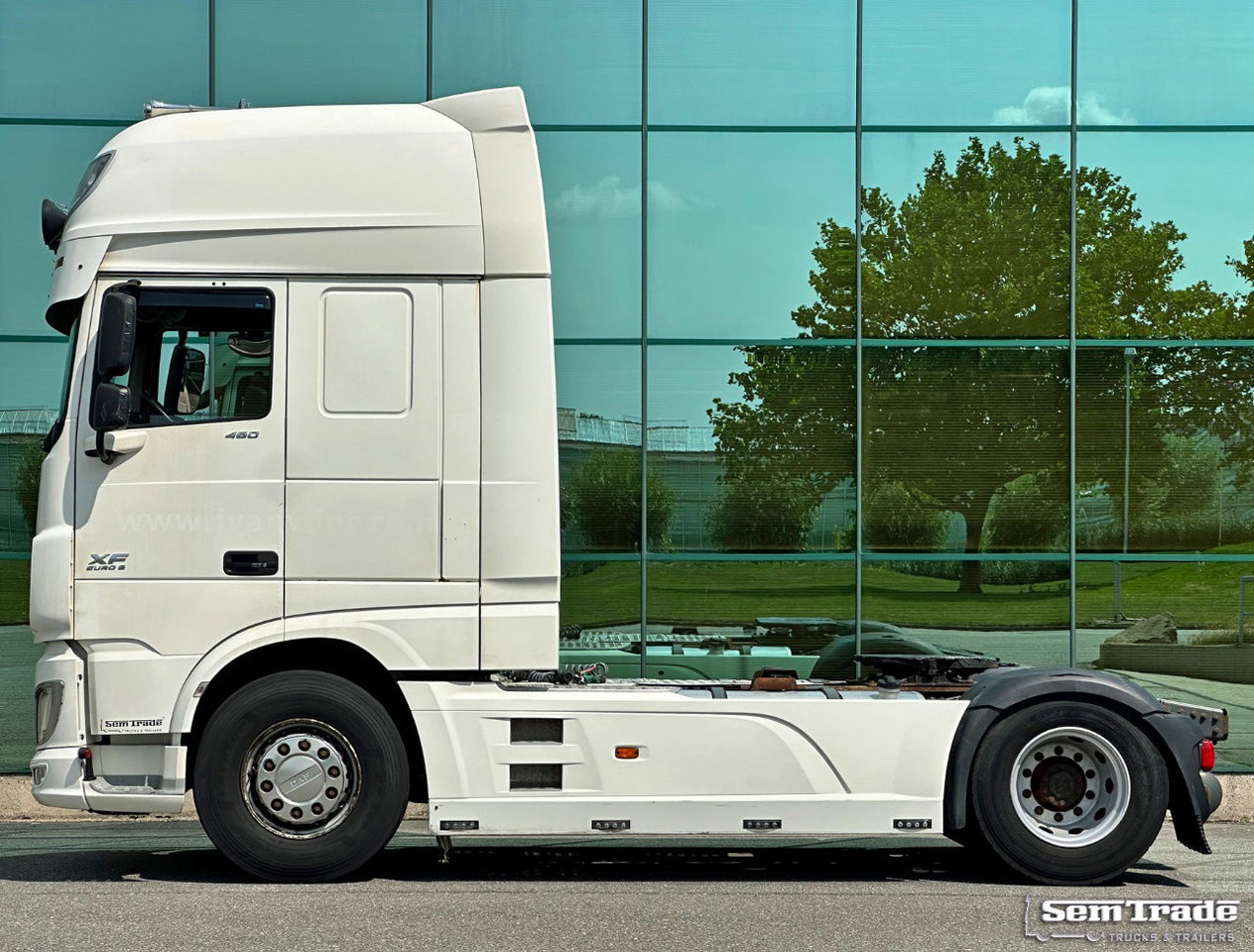 DAF XF 460 FT SSC Euro 6 Full Spoiler 2X Tanks Holland-Truck - Çekici: fotoğraf 2 DAF XF 460 FT SSC Euro 6 Full Spoiler 2X Tanks Holland-Truck - Çekici: fotoğraf 2