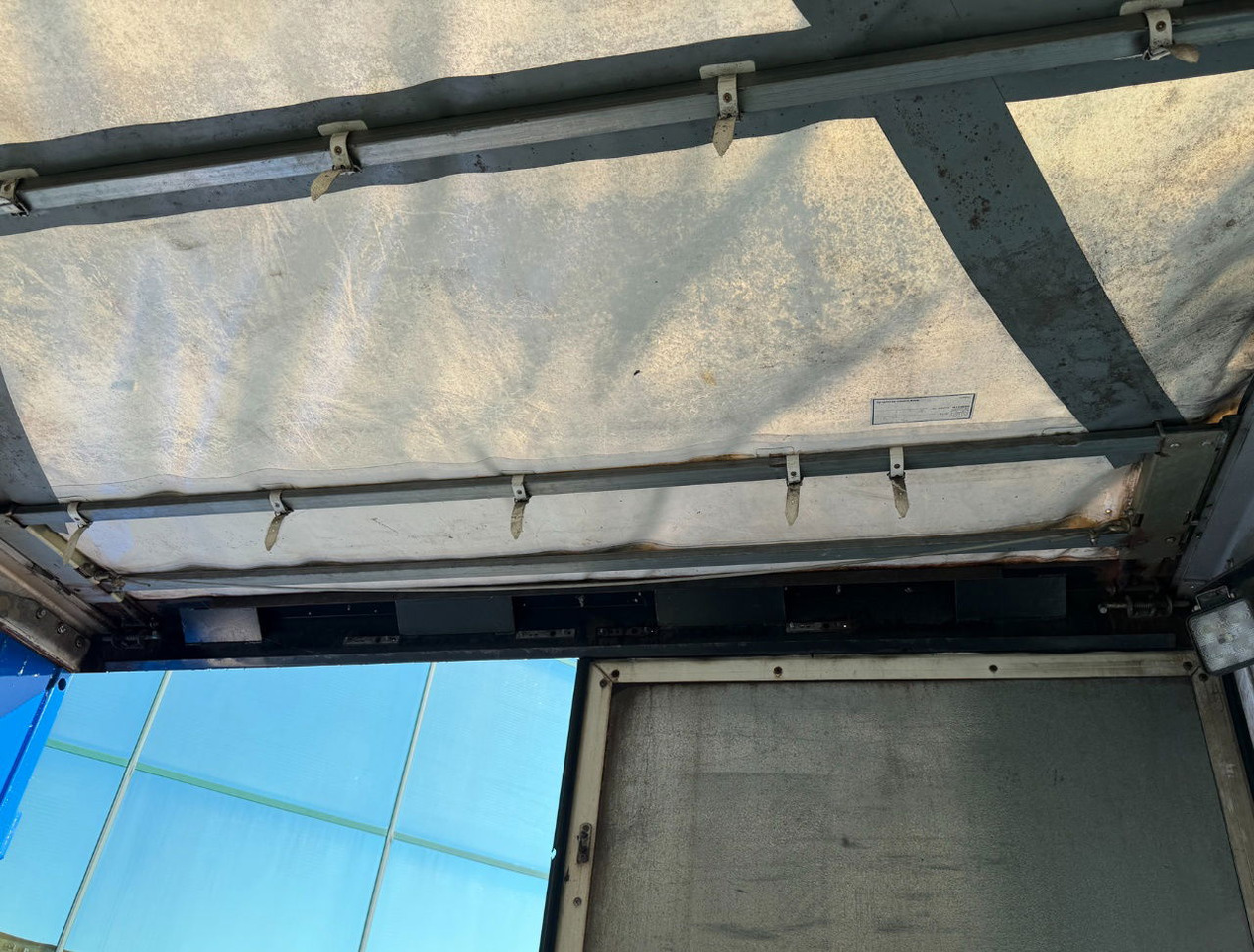 Tenteli dorse Fliegl SDS 350 Lift Axle Disc Brakes Sliding Sides + Roof TOP Condition: fotoğraf 21 Tenteli dorse Fliegl SDS 350 Lift Axle Disc Brakes Sliding Sides + Roof TOP Condition: fotoğraf 21