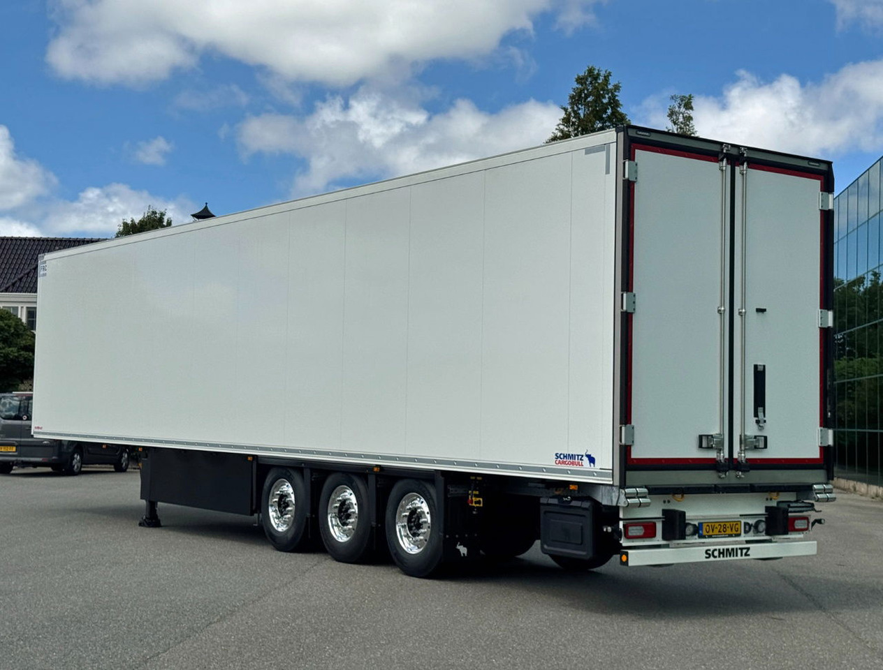 Schmitz Cargobull SCBS3B Thermo King Avancer A-400 270 High NEW AND Unused 2x Lift Axles Flower Wide - Frigorifik dorse: fotoğraf 3 Schmitz Cargobull SCBS3B Thermo King Avancer A-400 270 High NEW AND Unused 2x Lift Axles Flower Wide - Frigorifik dorse: fotoğraf 3