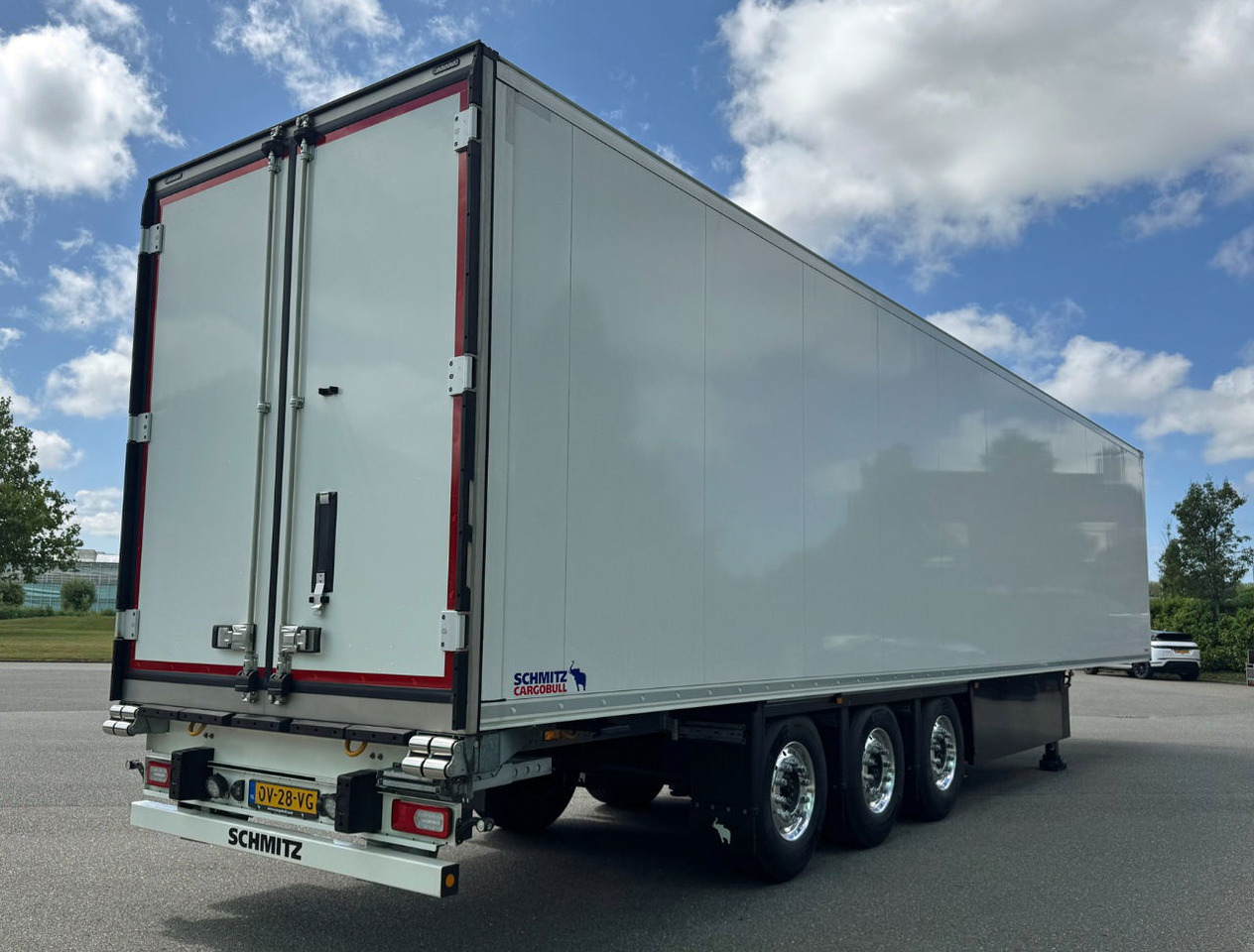 Schmitz Cargobull SCBS3B Thermo King Avancer A-400 270 High NEW AND Unused 2x Lift Axles Flower Wide - Frigorifik dorse: fotoğraf 5 Schmitz Cargobull SCBS3B Thermo King Avancer A-400 270 High NEW AND Unused 2x Lift Axles Flower Wide - Frigorifik dorse: fotoğraf 5