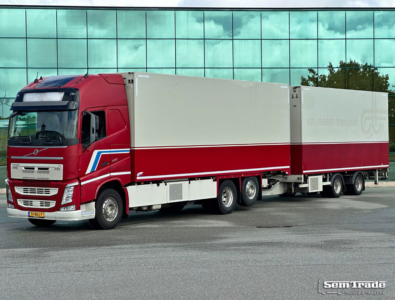 Volvo FH 500 I-Park Cool VAN Beurden Isolated Boxes Tail Lift TRS CoolING TOP Condition Holland-Combi - Refrijeratör kamyon: fotoğraf 1 Volvo FH 500 I-Park Cool VAN Beurden Isolated Boxes Tail Lift TRS CoolING TOP Condition Holland-Combi - Refrijeratör kamyon: fotoğraf 1
