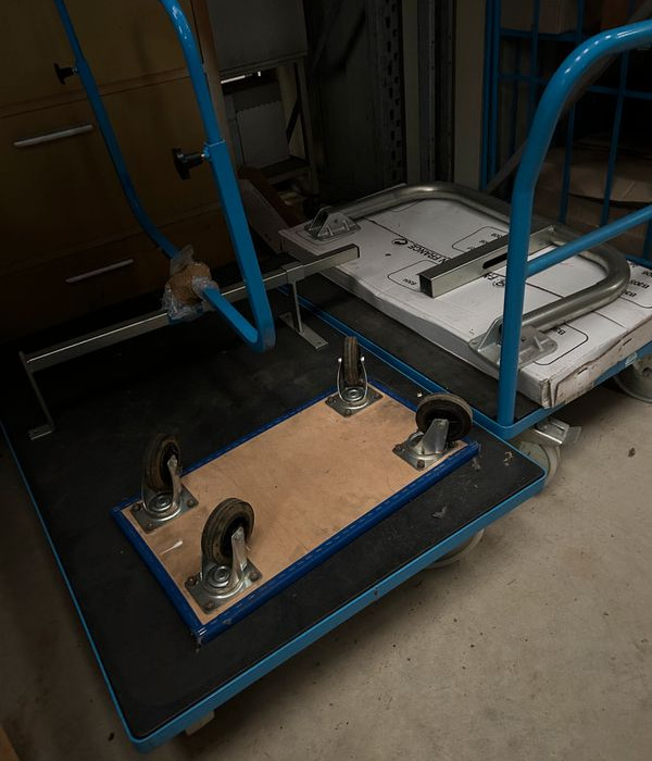 Chariots tous modeles pour panneaux bois pour metals pour futs hydrauliques ,chariots inox, - Depo ekipmanı: fotoğraf 3 Chariots tous modeles pour panneaux bois pour metals pour futs hydrauliques ,chariots inox, - Depo ekipmanı: fotoğraf 3