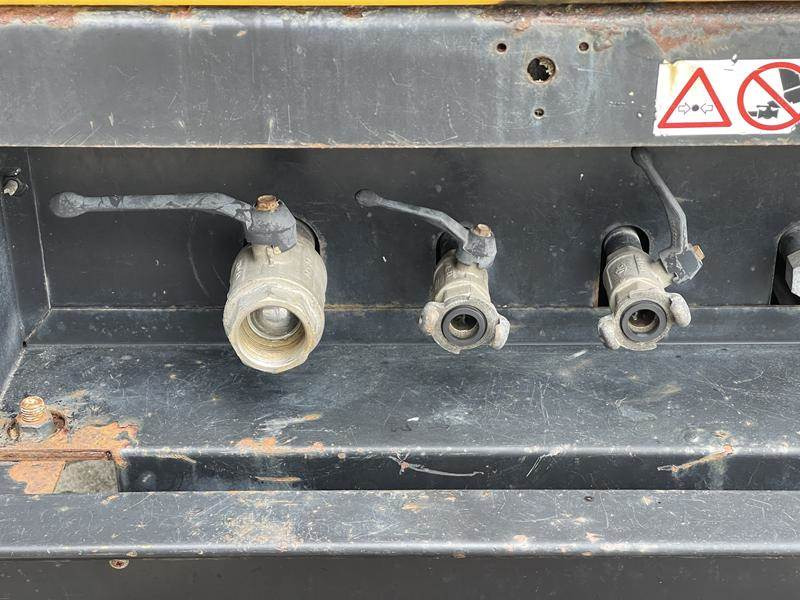 Atlas-Copco XAHS 236 MD - N - Hava kompresörü: fotoğraf 5 Atlas-Copco XAHS 236 MD - N - Hava kompresörü: fotoğraf 5