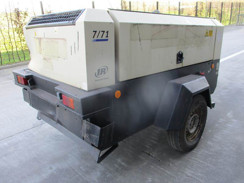 Doosan 7 / 71 - N - Hava kompresörü: fotoğraf 2 Doosan 7 / 71 - N - Hava kompresörü: fotoğraf 2