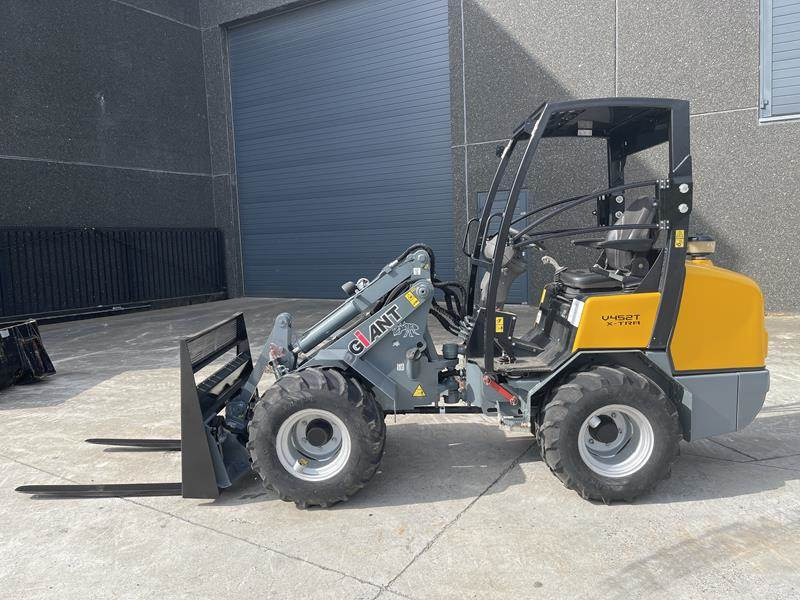 Giant V 452 T XTRA - Tekerlekli yükleyici: fotoğraf 2 Giant V 452 T XTRA - Tekerlekli yükleyici: fotoğraf 2