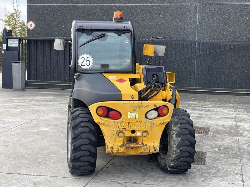 Manitou MT 420 H - Teleskopik yükleyici: fotoğraf 4 Manitou MT 420 H - Teleskopik yükleyici: fotoğraf 4