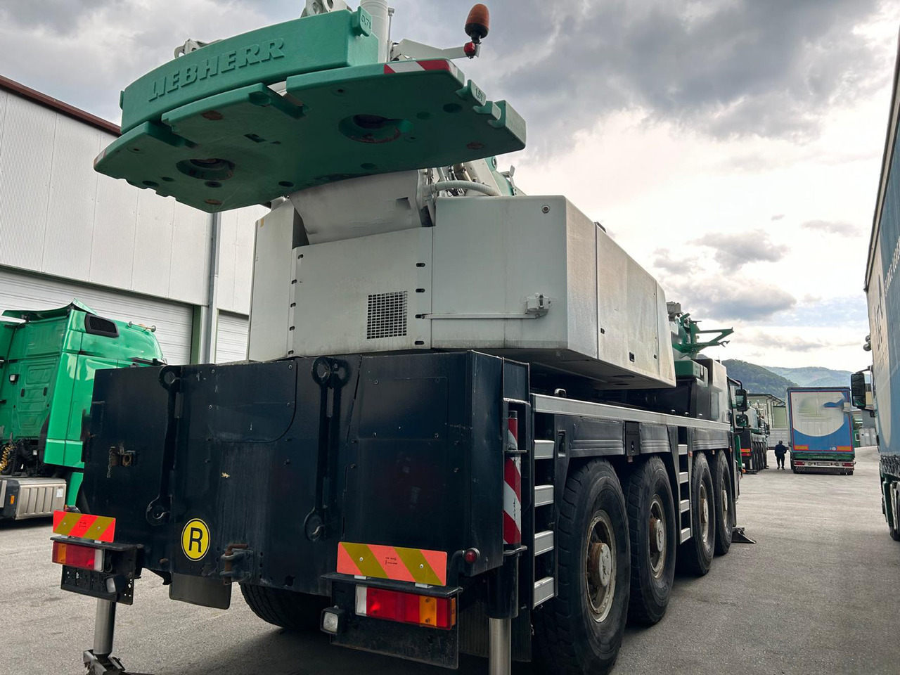 LIEBHERR LTM 1090-4.1 - Mobil vinç: fotoğraf 3 LIEBHERR LTM 1090-4.1 - Mobil vinç: fotoğraf 3