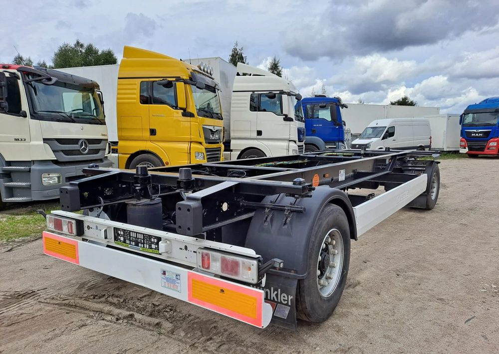 Krone Przyczepa BDF Krone MAXI Hamulce tarczowe - Konteynır taşıyıcı/ Yedek karoser römork: fotoğraf 3 Krone Przyczepa BDF Krone MAXI Hamulce tarczowe - Konteynır taşıyıcı/ Yedek karoser römork: fotoğraf 3