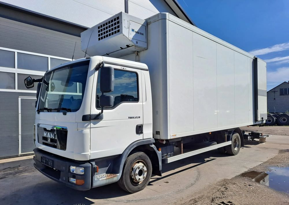 MAN TGL 12.220 Chłodnia agregat WKD-II SR - Refrijeratör kamyon: fotoğraf 2 MAN TGL 12.220 Chłodnia agregat WKD-II SR - Refrijeratör kamyon: fotoğraf 2