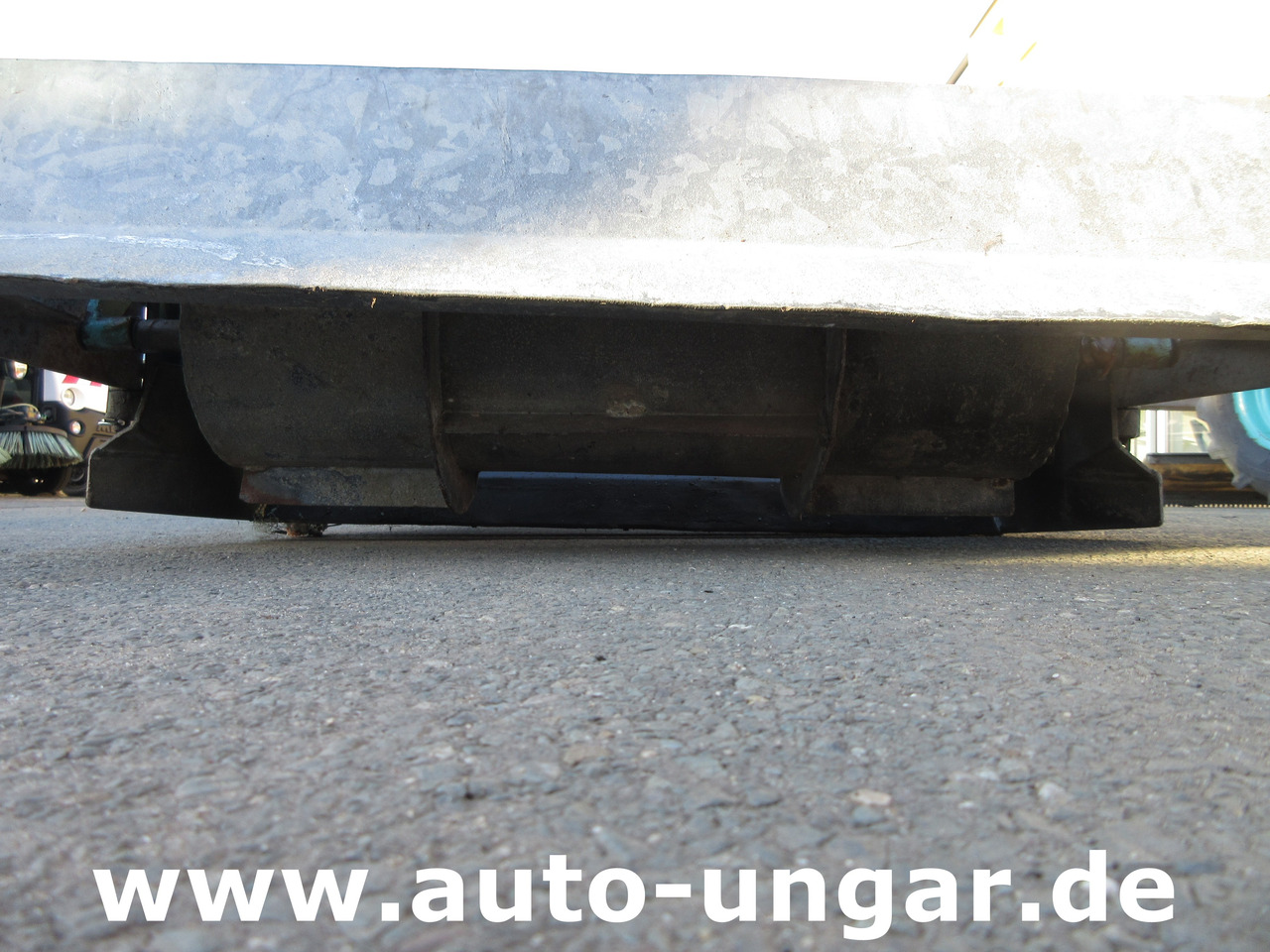 Beachtech Sweepy walk-behind Beachcleaner Strandreiniger Cribleuse de Plage - Atık toplama taşıt/ Özel amaçlı taşıt: fotoğraf 4 Beachtech Sweepy walk-behind Beachcleaner Strandreiniger Cribleuse de Plage - Atık toplama taşıt/ Özel amaçlı taşıt: fotoğraf 4