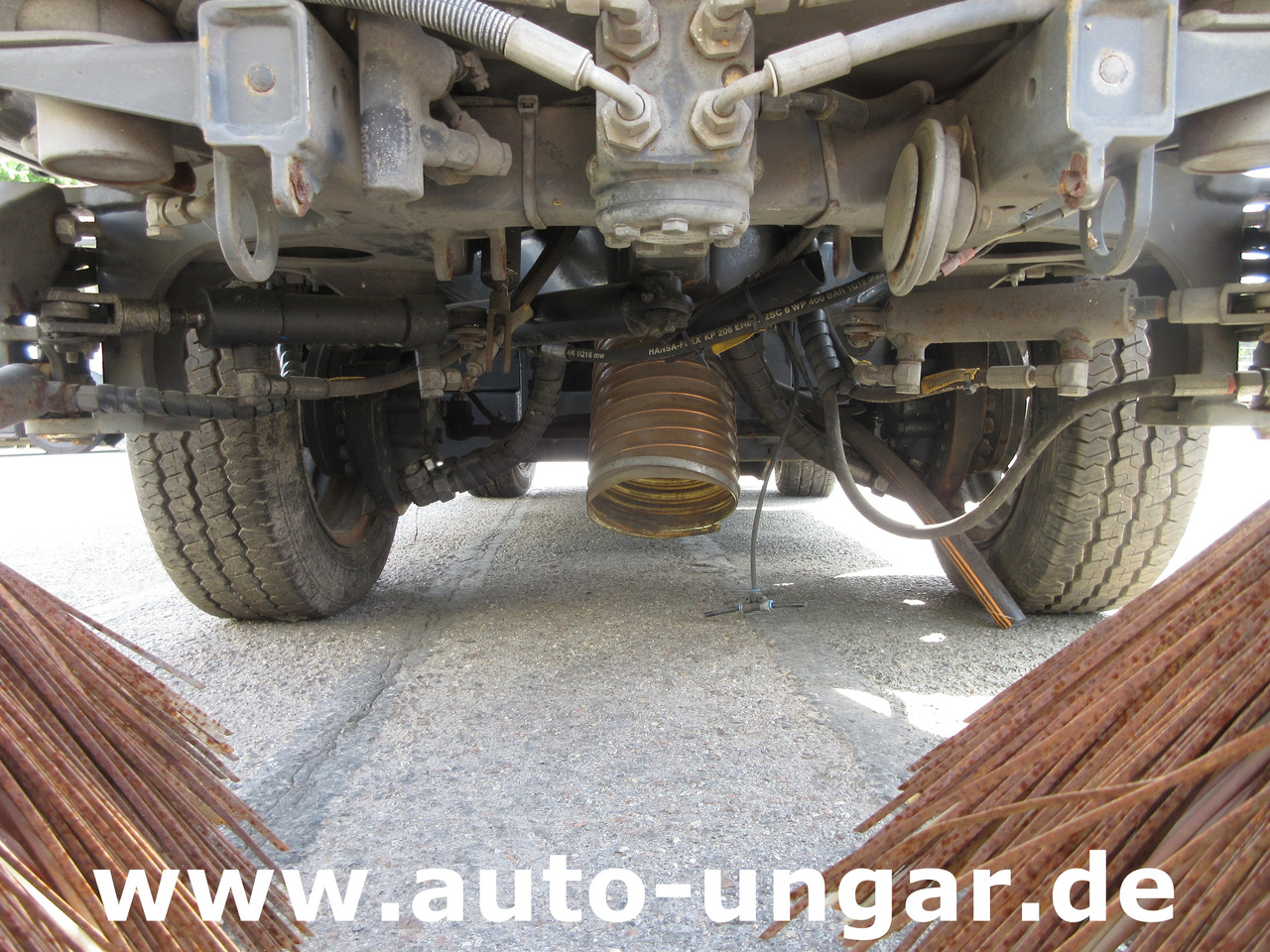 BUCHER CityCat CC1000 ERSATZTEILTRÄGER Kehrmaschine SPAREPARTS - Yol süpürme aracı: fotoğraf 4 BUCHER CityCat CC1000 ERSATZTEILTRÄGER Kehrmaschine SPAREPARTS - Yol süpürme aracı: fotoğraf 4