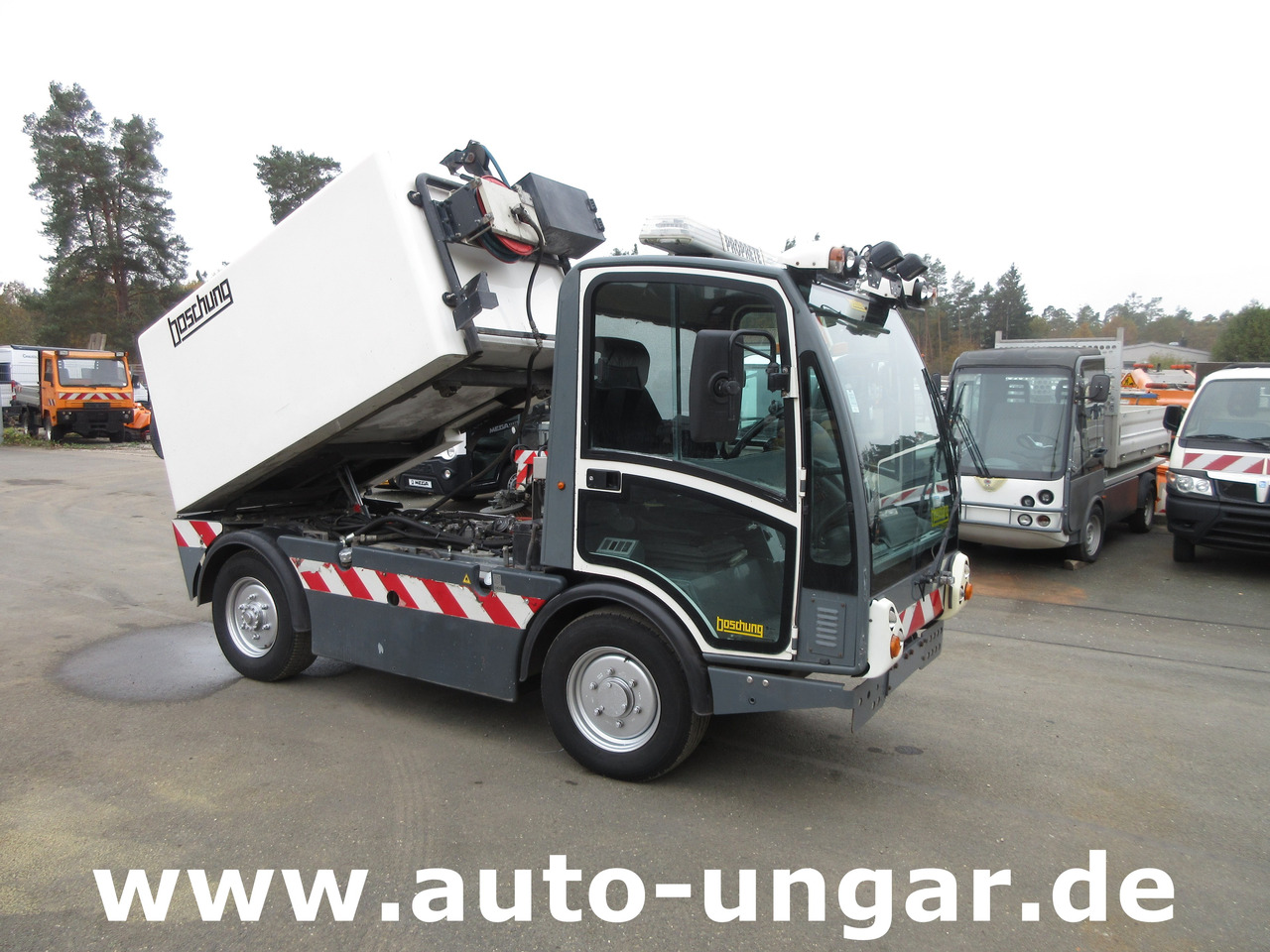 Boschung L3 mit Hochdruckreiniger am Heck Wasserwagen Waschwagen Kärcher Gießarm - Temizlik makinası: fotoğraf 2 Boschung L3 mit Hochdruckreiniger am Heck Wasserwagen Waschwagen Kärcher Gießarm - Temizlik makinası: fotoğraf 2