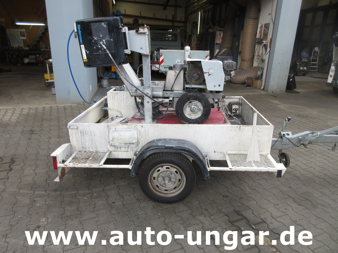 Graco Zebra 5 Airless Traceuse Markiermaschine Roadmarking Machine mit Trailer Hofmann - Asfalt döşeme aracı: fotoğraf 5 Graco Zebra 5 Airless Traceuse Markiermaschine Roadmarking Machine mit Trailer Hofmann - Asfalt döşeme aracı: fotoğraf 5