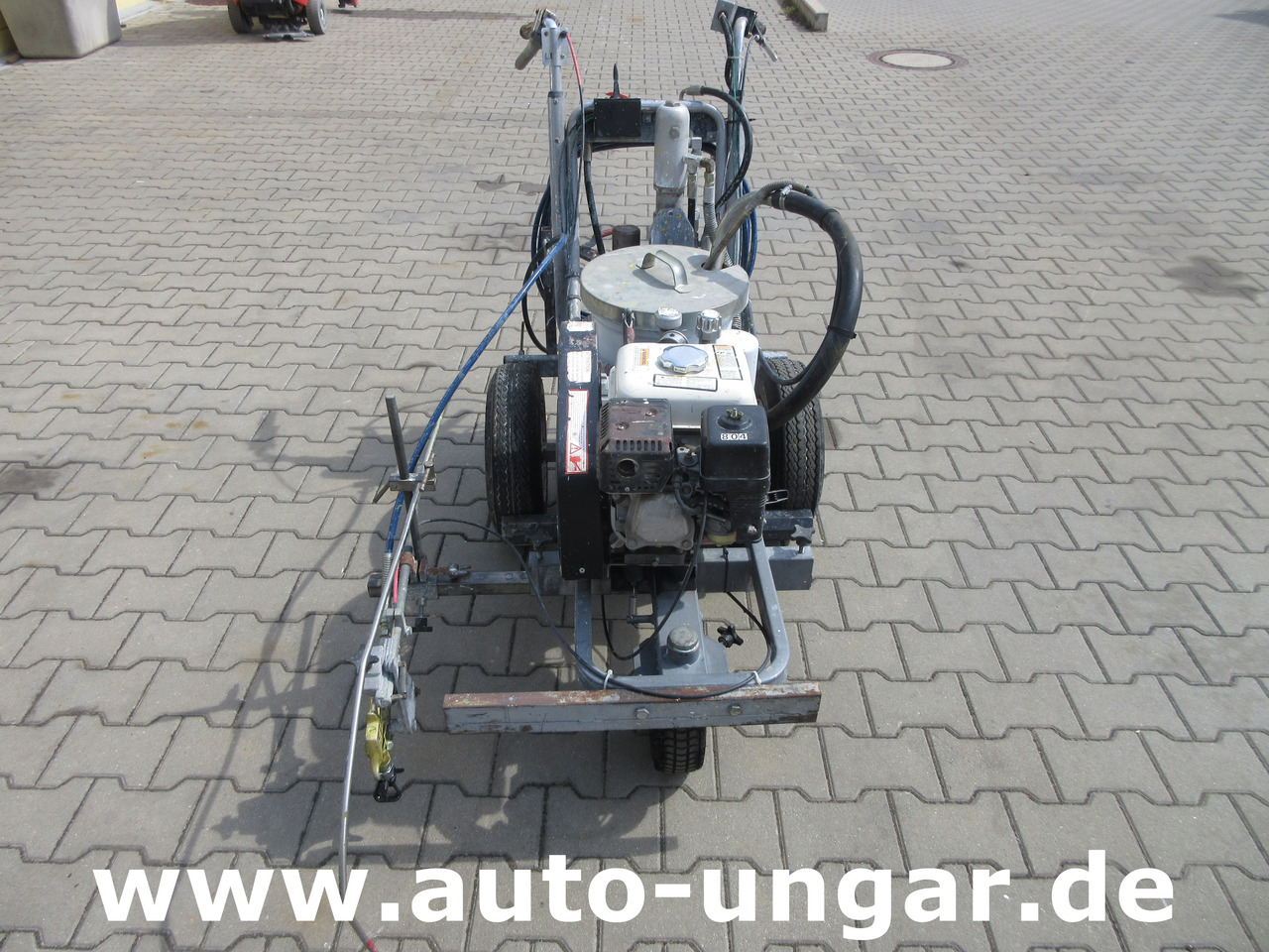 ProSign Speeflo Powrliner 6900 Graco 200HS Roadmarking Machine Airless Markiermaschine - İş makinaları: fotoğraf 2 ProSign Speeflo Powrliner 6900 Graco 200HS Roadmarking Machine Airless Markiermaschine - İş makinaları: fotoğraf 2