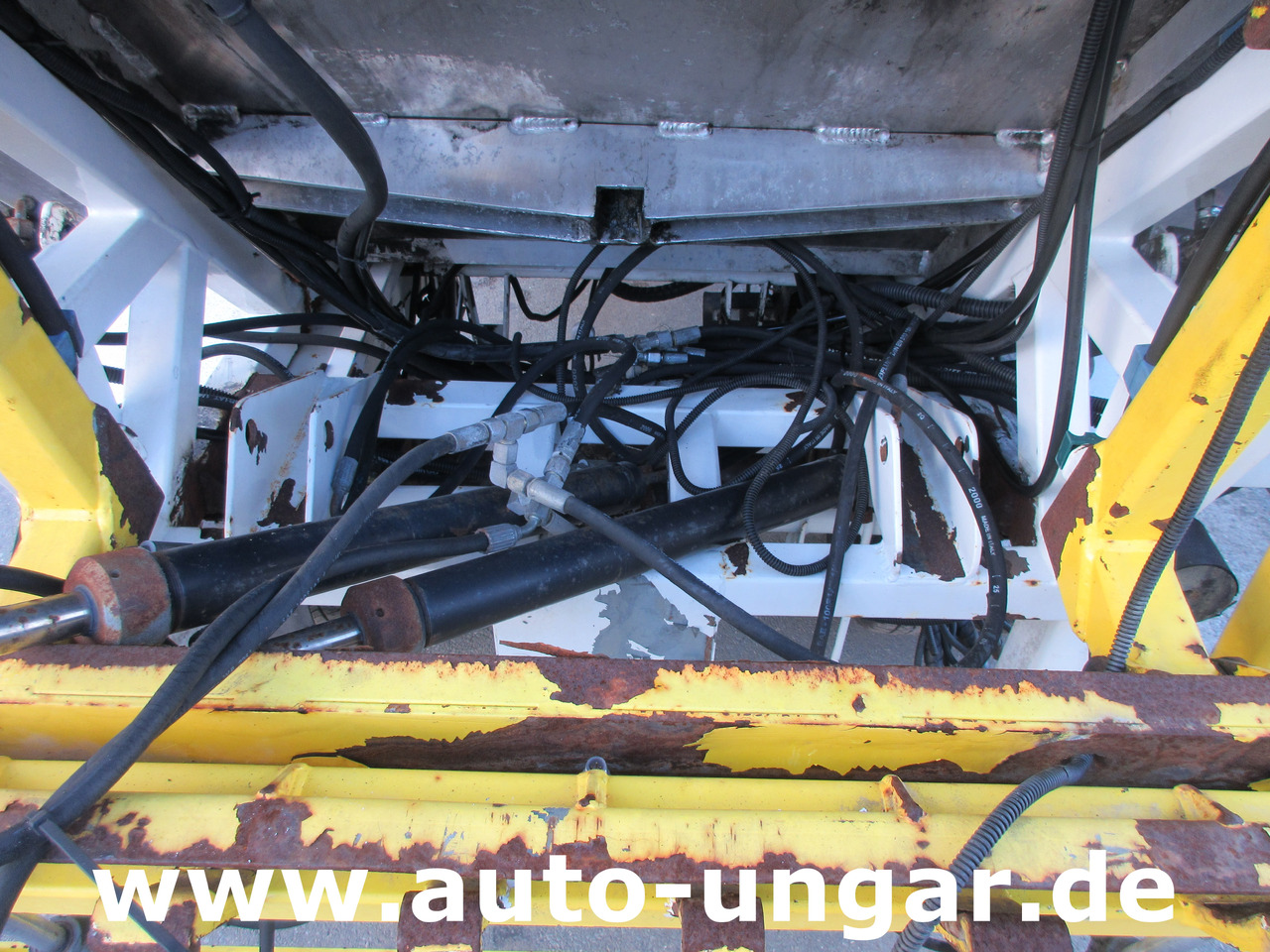 Çöp kamyonu Piaggio Porter Maxxi D120 Müllwagen 3.5m³ Lifter Presse - Ersatzteilträger: fotoğraf 6