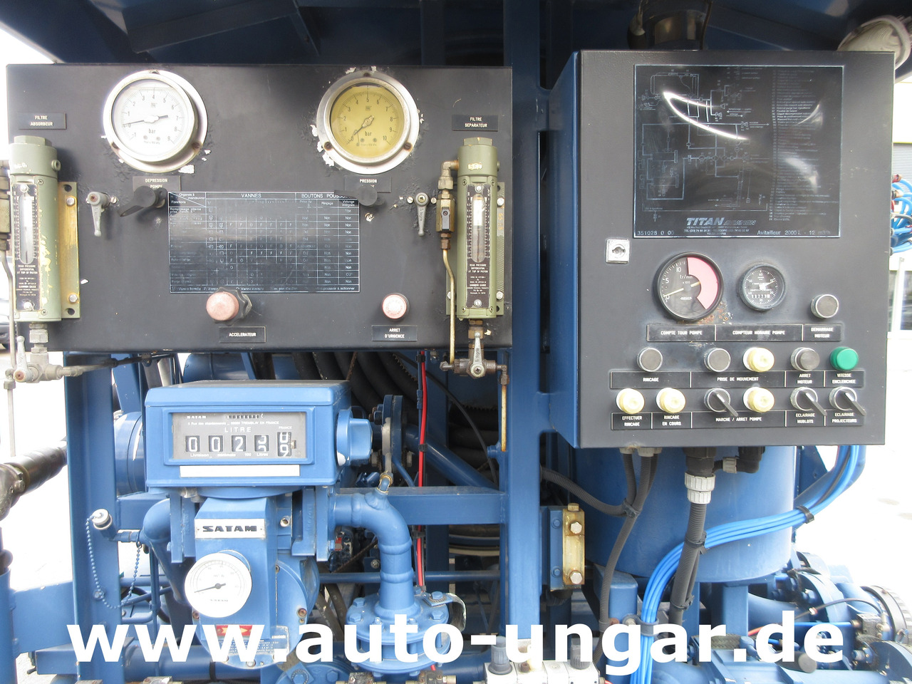 Renault B110 Titan Aviation AVGas Refueller Jet Tanker 2000l Aviteilleur GSE - Tanker kamyon: fotoğraf 5 Renault B110 Titan Aviation AVGas Refueller Jet Tanker 2000l Aviteilleur GSE - Tanker kamyon: fotoğraf 5