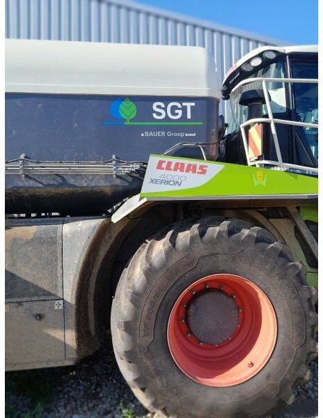Claas Xerion 4000/783 + SGT(Bauer) - Gübresi serpme makinesi: fotoğraf 3 Claas Xerion 4000/783 + SGT(Bauer) - Gübresi serpme makinesi: fotoğraf 3