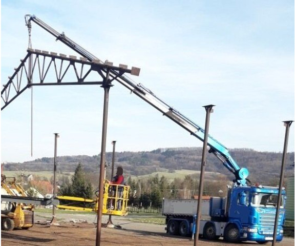 Scania 8x4 bord. R500 +23m crane - Damperli kamyon, Vinçli kamyon: fotoğraf 2 Scania 8x4 bord. R500 +23m crane - Damperli kamyon, Vinçli kamyon: fotoğraf 2