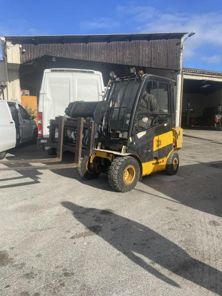 JCB TLT30D - Dizel forklift: fotoğraf 2 JCB TLT30D - Dizel forklift: fotoğraf 2
