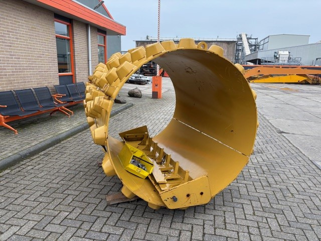 CATERPILLAR CS10/CS11/CS12/CS13 Padfoot kit - Yol silindiri: fotoğraf 3 CATERPILLAR CS10/CS11/CS12/CS13 Padfoot kit - Yol silindiri: fotoğraf 3