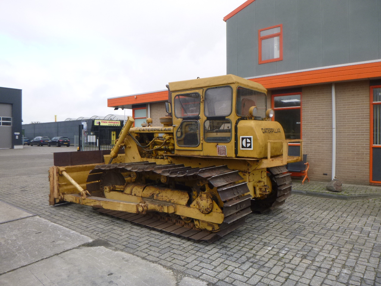 CATERPILLAR D4D LGP - Buldozer: fotoğraf 3 CATERPILLAR D4D LGP - Buldozer: fotoğraf 3