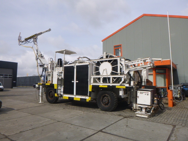 FUJI BUSSAN B-SFW1C-6S DRY / WET SHOTCRETE & GUNITE MACHINE - Tünel sondaj makinesi: fotoğraf 1 FUJI BUSSAN B-SFW1C-6S DRY / WET SHOTCRETE & GUNITE MACHINE - Tünel sondaj makinesi: fotoğraf 1