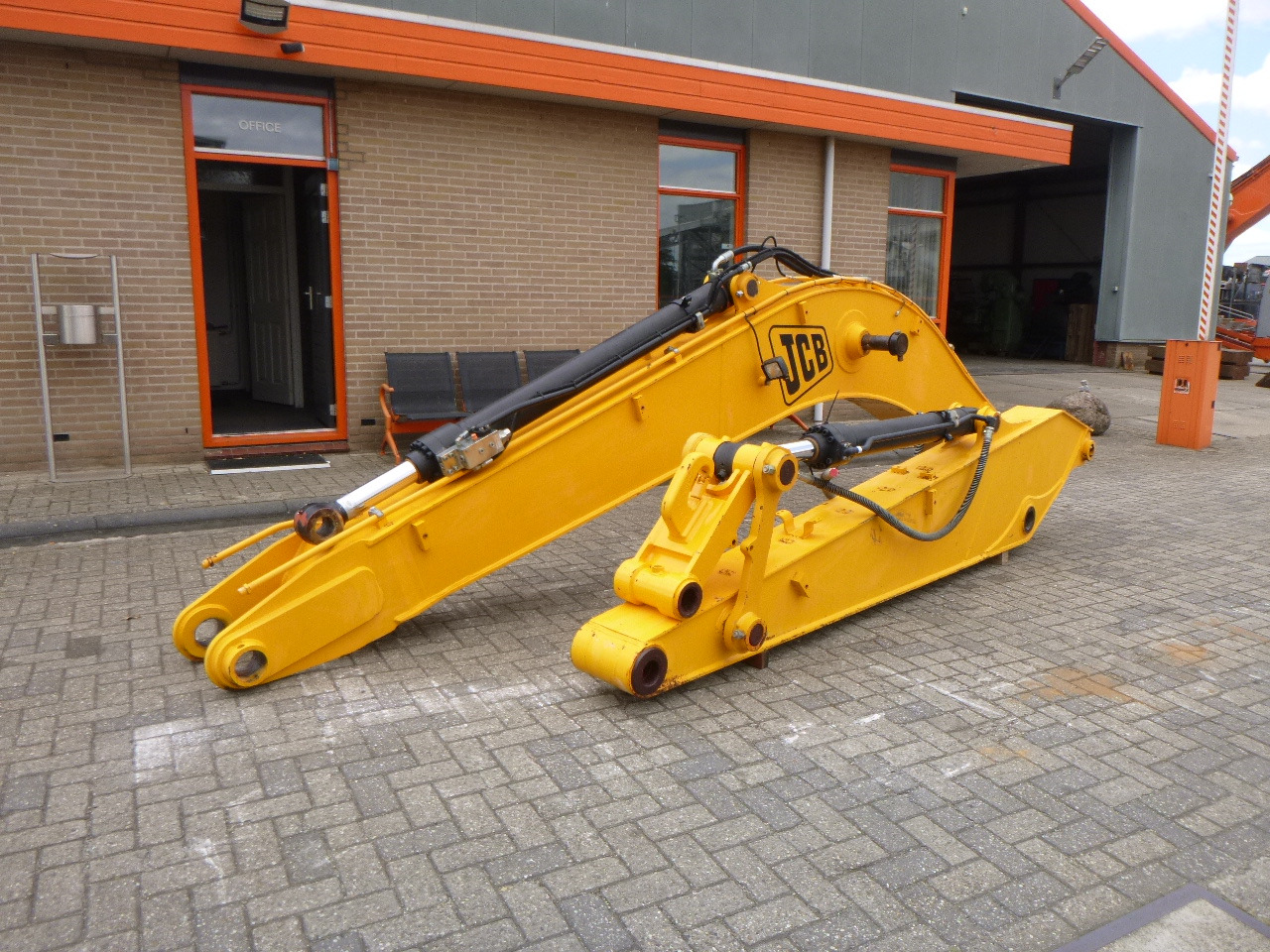 JCB JS200/JS210/JS220 - Bom - Paletli ekskavatör: fotoğraf 1 JCB JS200/JS210/JS220 - Bom - Paletli ekskavatör: fotoğraf 1