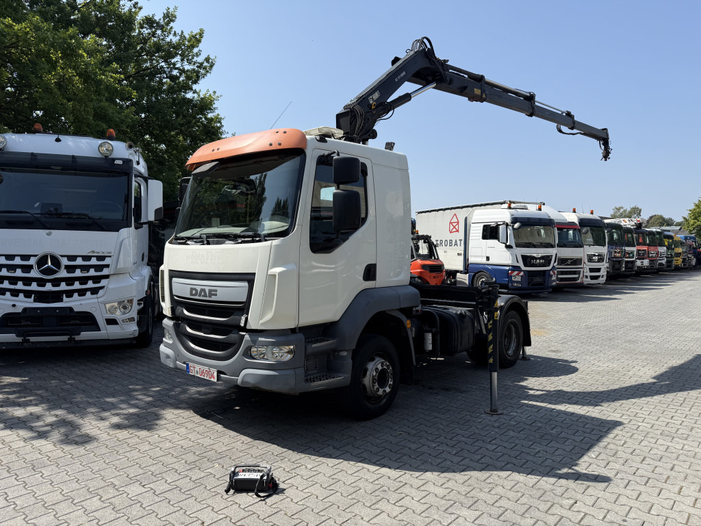 Daf LF 220.13 Kran Hiab 111 E-3 HiDuo - Çekici: fotoğraf 1 Daf LF 220.13 Kran Hiab 111 E-3 HiDuo - Çekici: fotoğraf 1