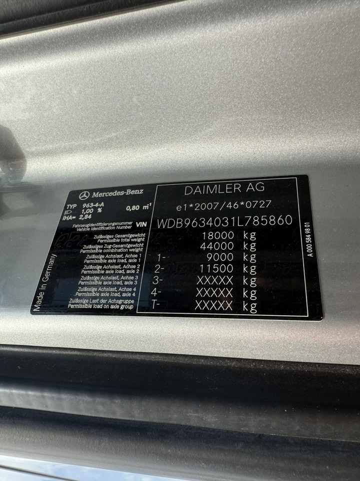 Mercedes-Benz Actros 1842LS Kran HMF 2020 bis 18 Meter - Çekici: fotoğraf 4 Mercedes-Benz Actros 1842LS Kran HMF 2020 bis 18 Meter - Çekici: fotoğraf 4