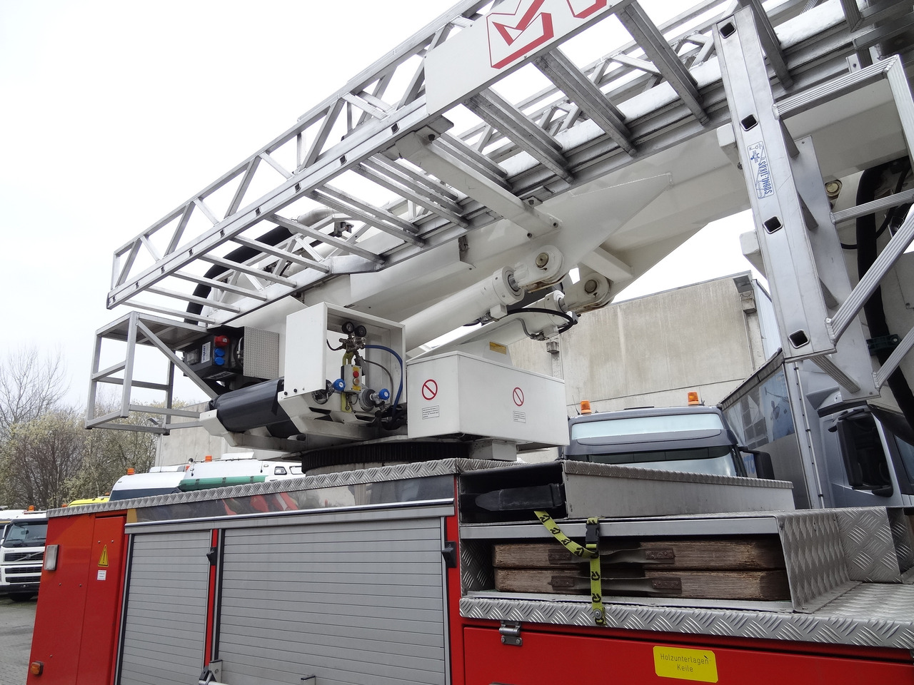 Araç üzerine platform MAN FE 410 6X6 Feuerwehr Vema Lift 32 Meter: fotoğraf 7