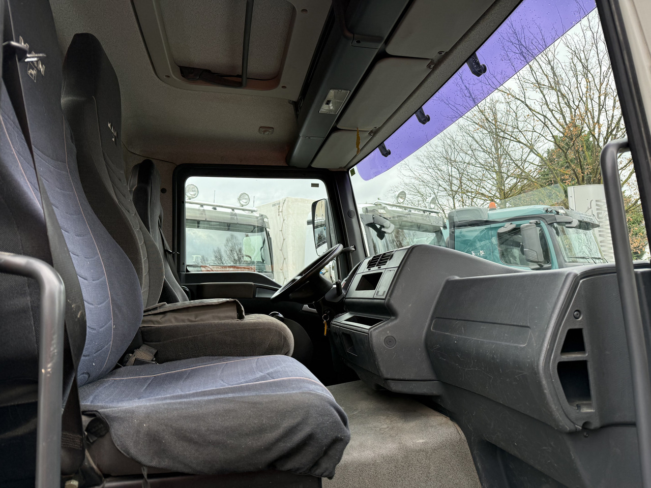 MAN TGM 12.240 Palfinger 11001 bis 19 Meter - Sal/ Açık kasa kamyon, Vinçli kamyon: fotoğraf 5 MAN TGM 12.240 Palfinger 11001 bis 19 Meter - Sal/ Açık kasa kamyon, Vinçli kamyon: fotoğraf 5