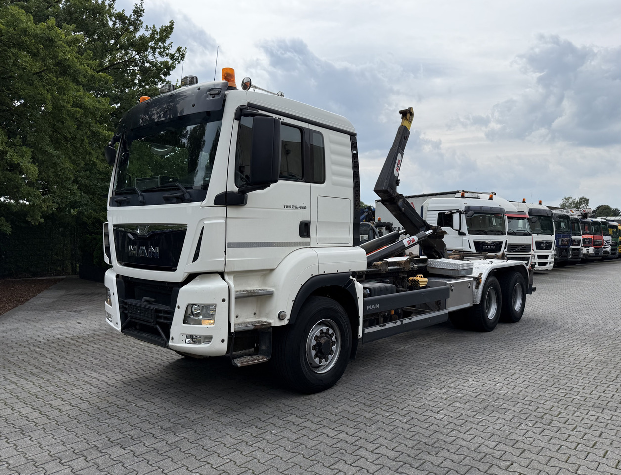 MAN TGS 26.480 6X6H Haken - Kancalı yükleyici kamyon: fotoğraf 1 MAN TGS 26.480 6X6H Haken - Kancalı yükleyici kamyon: fotoğraf 1