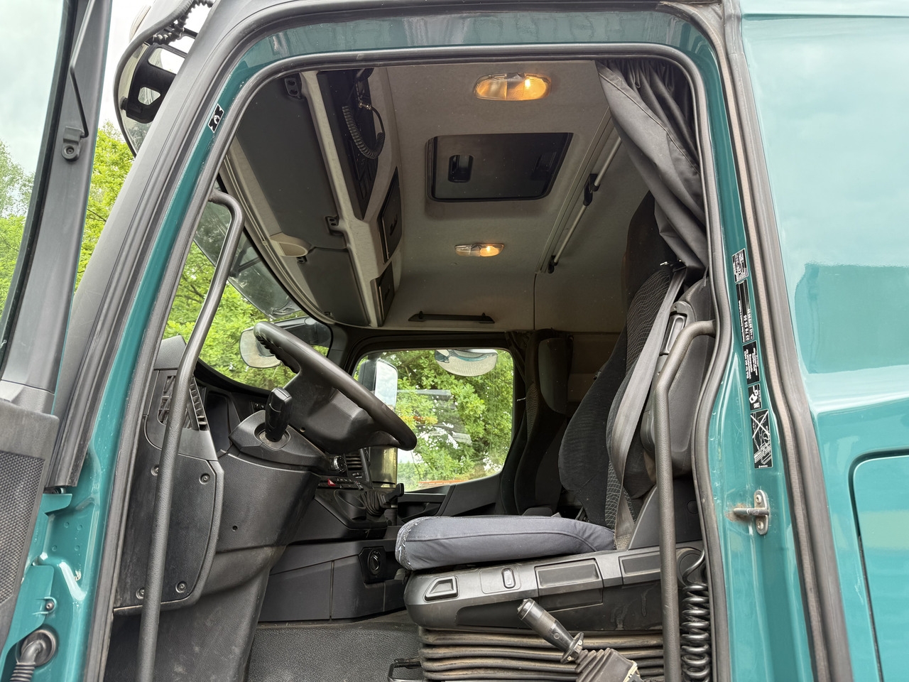 Mercedes-Benz Arocs 3251 8X4 Haken mit Kran HMF 2620 K5 - Kancalı yükleyici kamyon, Vinçli kamyon: fotoğraf 3 Mercedes-Benz Arocs 3251 8X4 Haken mit Kran HMF 2620 K5 - Kancalı yükleyici kamyon, Vinçli kamyon: fotoğraf 3