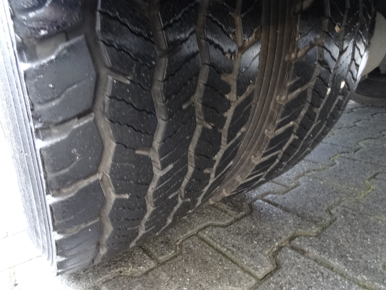 Mercedes-Benz Atego 818 Kran Palfinger 6501 - Sal/ Açık kasa kamyon, Vinçli kamyon: fotoğraf 2 Mercedes-Benz Atego 818 Kran Palfinger 6501 - Sal/ Açık kasa kamyon, Vinçli kamyon: fotoğraf 2