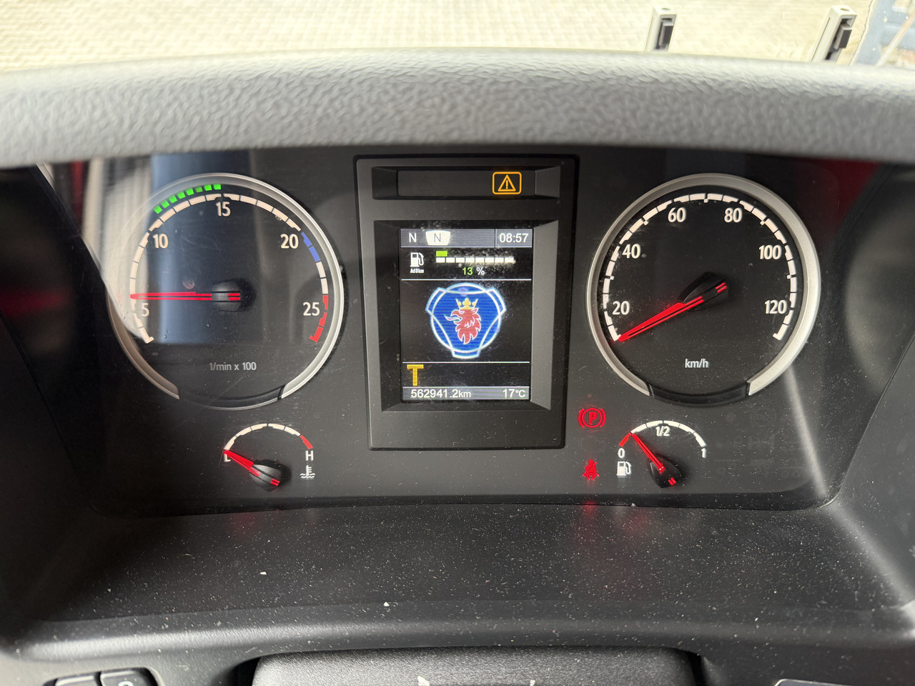 Scania P410 4X2 Palfinger PK 13001 - Vinçli kamyon: fotoğraf 5 Scania P410 4X2 Palfinger PK 13001 - Vinçli kamyon: fotoğraf 5