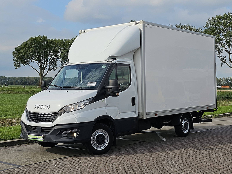 Iveco Daily 35 S 14 clima EURO6 - Panelvan: fotoğraf 2 Iveco Daily 35 S 14 clima EURO6 - Panelvan: fotoğraf 2