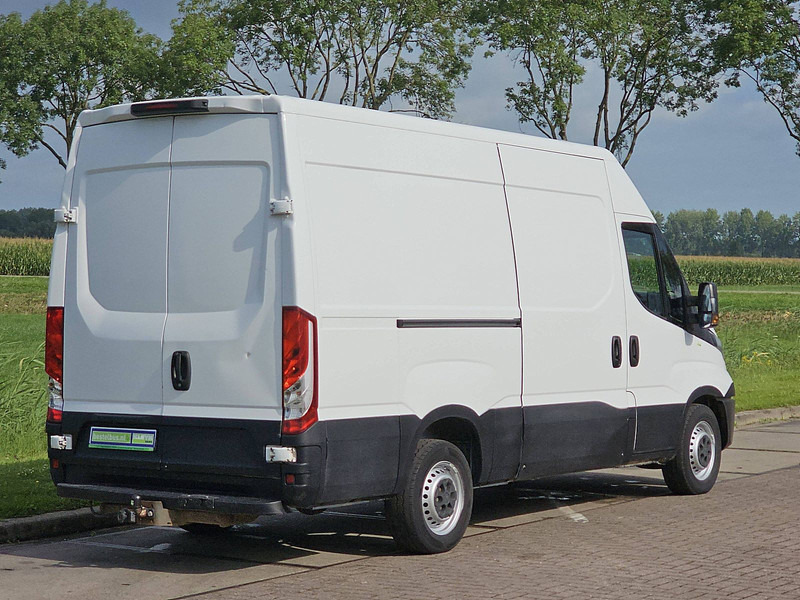Iveco Daily 35S14 L2H2 Airco Automaat! - Panelvan: fotoğraf 3 Iveco Daily 35S14 L2H2 Airco Automaat! - Panelvan: fotoğraf 3