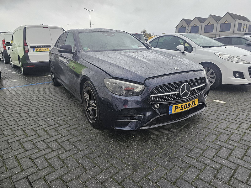 Mercedes-Benz E-Klasse E220 CDI AVANTGARDE PANO - Binek araba: fotoğraf 3 Mercedes-Benz E-Klasse E220 CDI AVANTGARDE PANO - Binek araba: fotoğraf 3