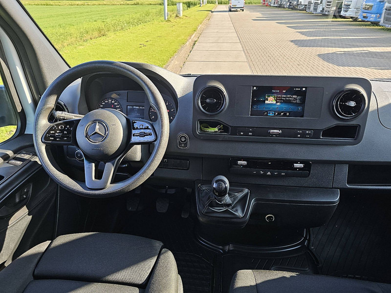 İç mekan fotoğrafi 1: Açık kasa kamyonet Mercedes-Benz Sprinter 316 Open-Laadbak LED!