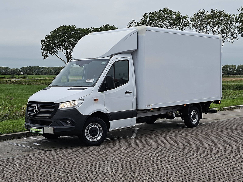 Mercedes-Benz Sprinter 317 Bakwagen Laadklep! - Kapalı kasa kamyonet: fotoğraf 2 Mercedes-Benz Sprinter 317 Bakwagen Laadklep! - Kapalı kasa kamyonet: fotoğraf 2